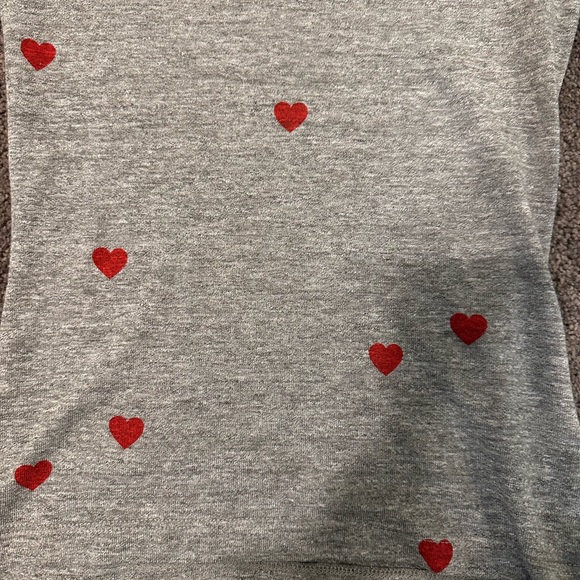 CHASER XS Scattered Hearts tee - Picture 4 of 5